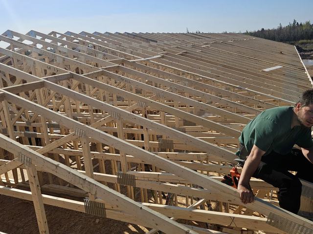 FL Framing builds from foundation to roof